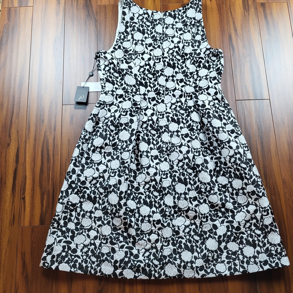 Adrianna Papell Floral Jacquard Fit and Flare Dress Size 14 New With Tags - Picture 2 of 11